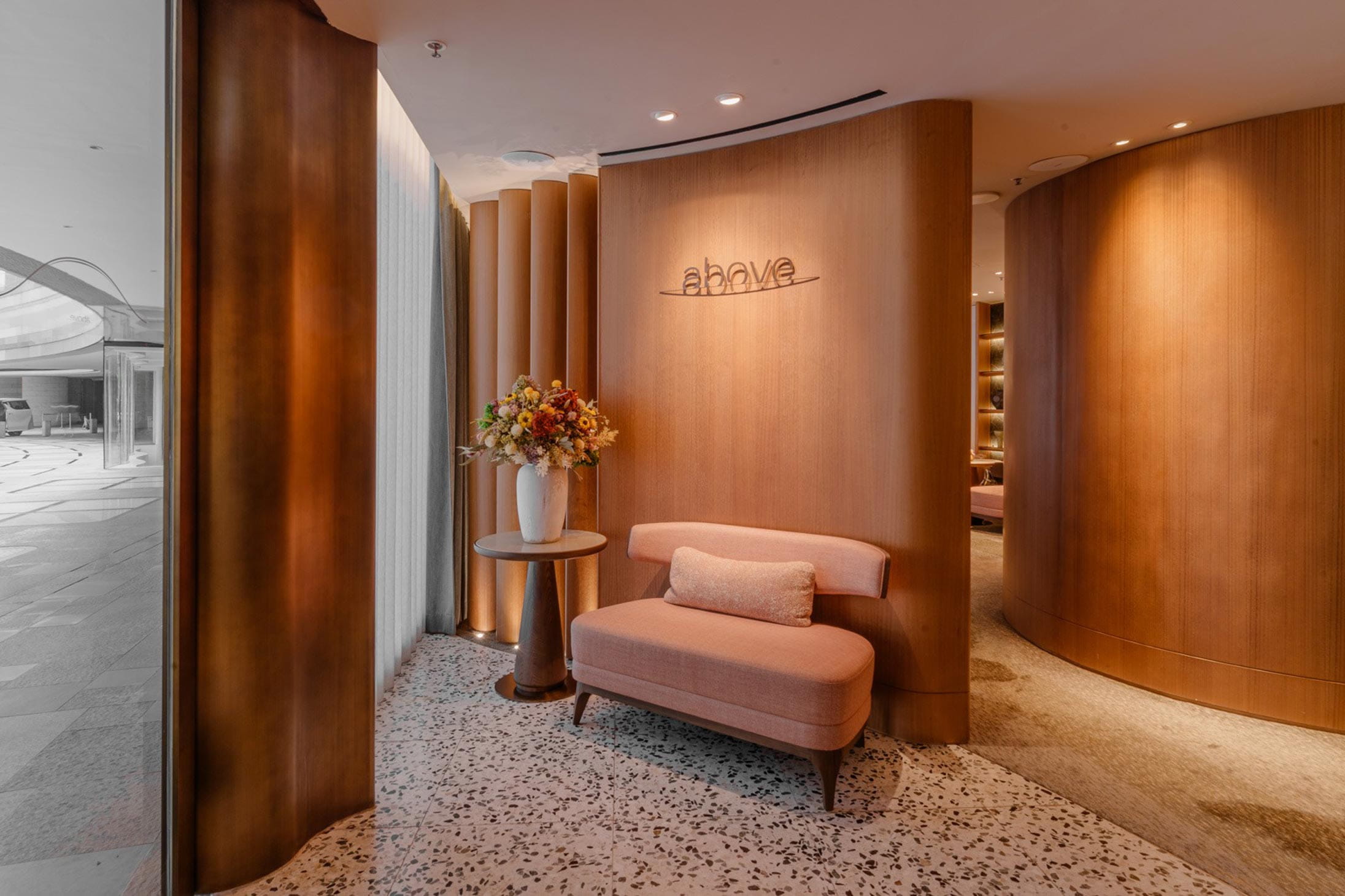 The foyer of the above Lounge, designed by André Fu