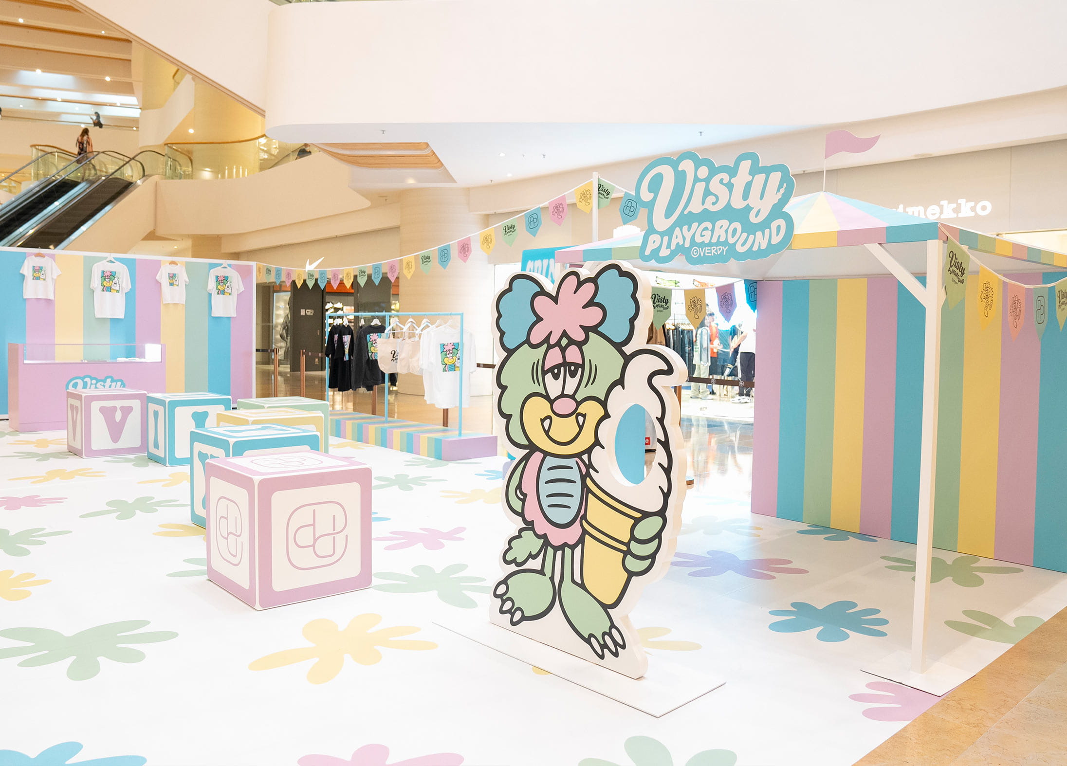 VISTY PLAYGROUND @ PACIFIC PLACE by VERDY and Kevin Poon